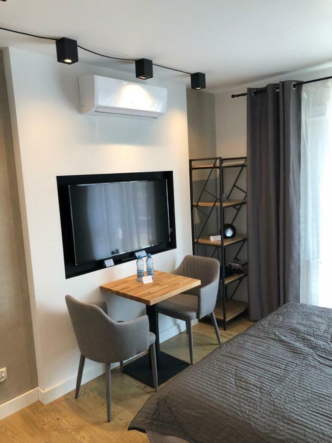 Like At Apartment *