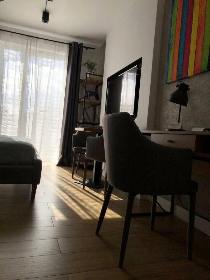 Apartment Like At